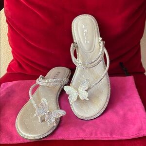 Belle Cream real leather Sandals with Elegant with Flower rhinestones